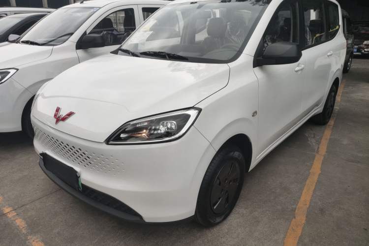 Used Wuling Hongguang New Energy 2025 Extended-Range Hybrid 50KM Comfort Version
