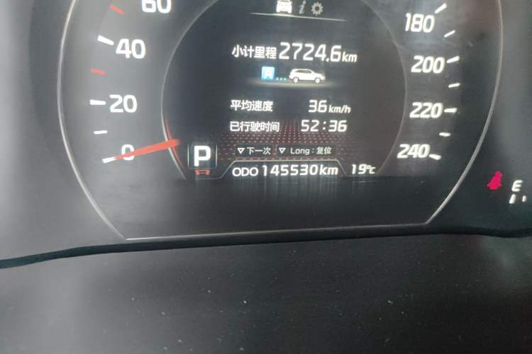 Used Kia Sorento 2013 2.2T 5-Seater Diesel Luxury Edition Odometer Close Up