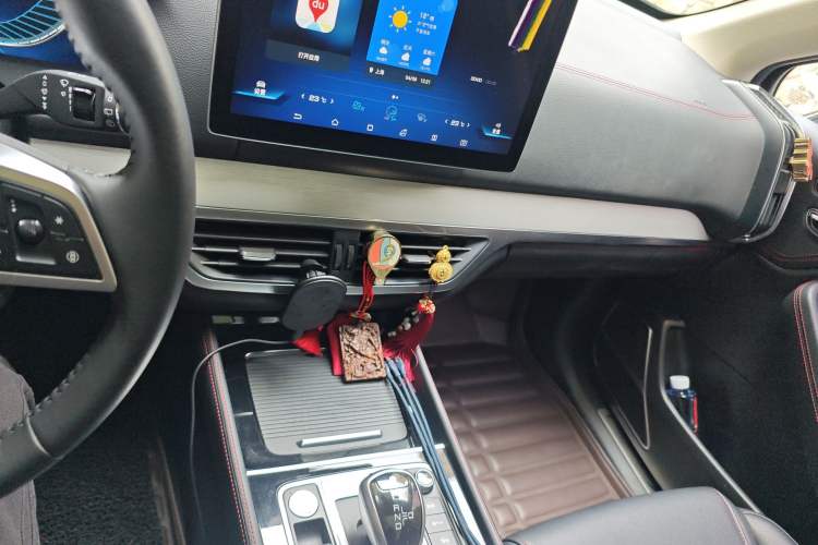 Used BYD Tang New Energy 2019 EV600 Two-Wheel Drive Smart Connectivity Deluxe Model Audio And AC Panel