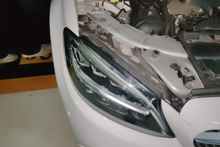 Used Mercedes-Benz C-Class 2020 C 260 Coupe Right Front Headlight