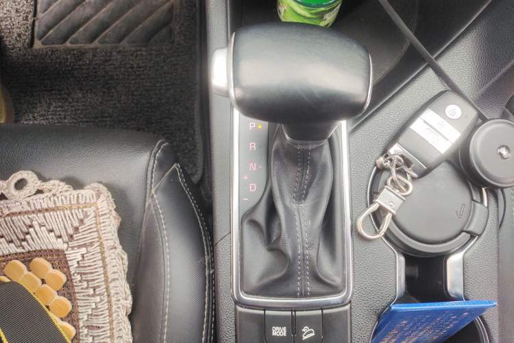 Used Kia KX5 2016 2.0L Automatic 2WD GLS Gear Lever