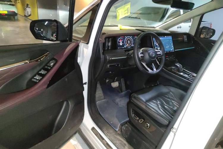 Used GAC Trumpchi M8 2024 Master Series 400T Ultimate Edition