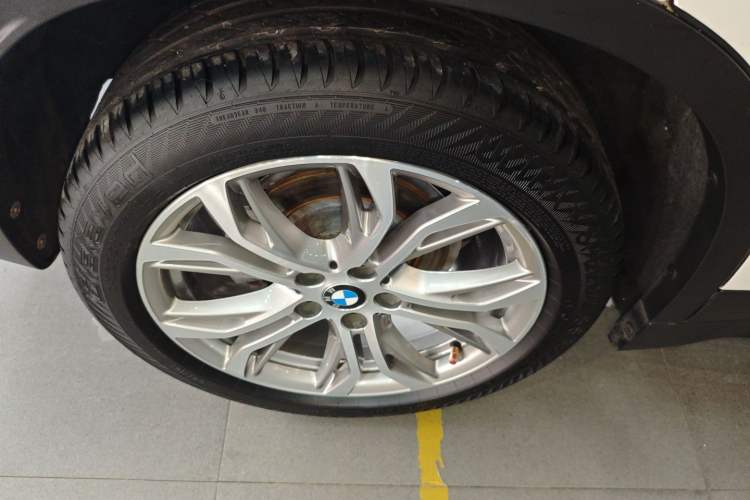 Used BMW X1 2019 sDrive20Li Leading Model
