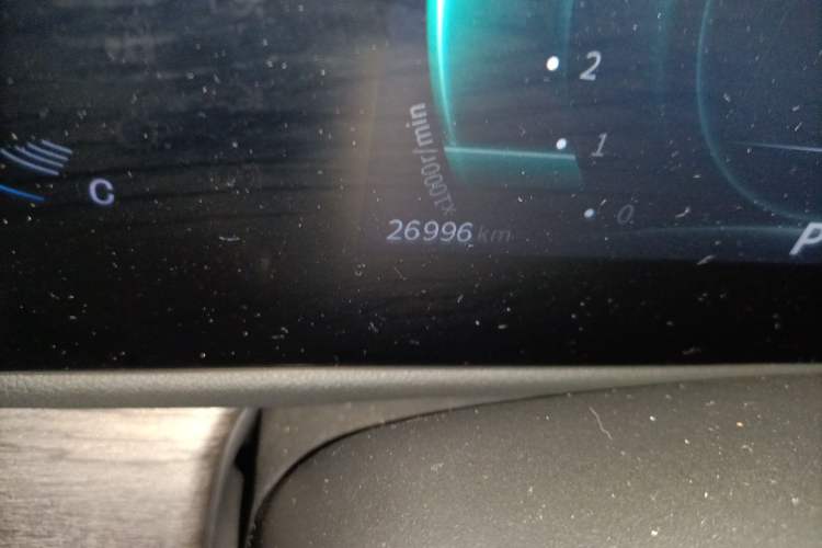 Used Dongfeng Fengon 580 2022 1.5T Automatic Enjoyment Model Odometer Close Up