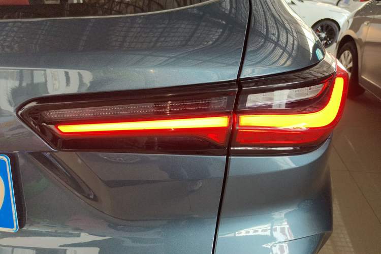 Used CHANGAN OSHAN X5 2023 Enjoy Edition 1.5T DCT Luxury Model Exterior 3