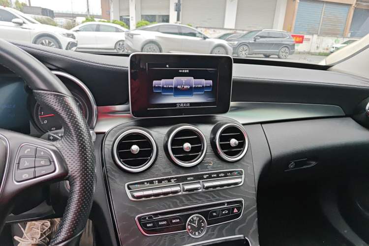 Used Mercedes-Benz C-Class 2015 C 180 L Sport Edition