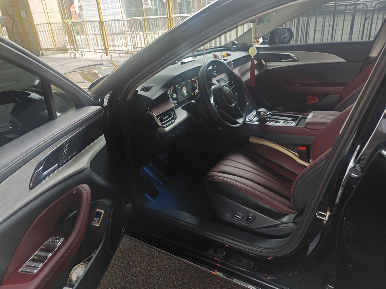 Hongqi H5 2025 1.5T DCT Qiyun 500 000th Unit Commemorative Edition — снимка 19