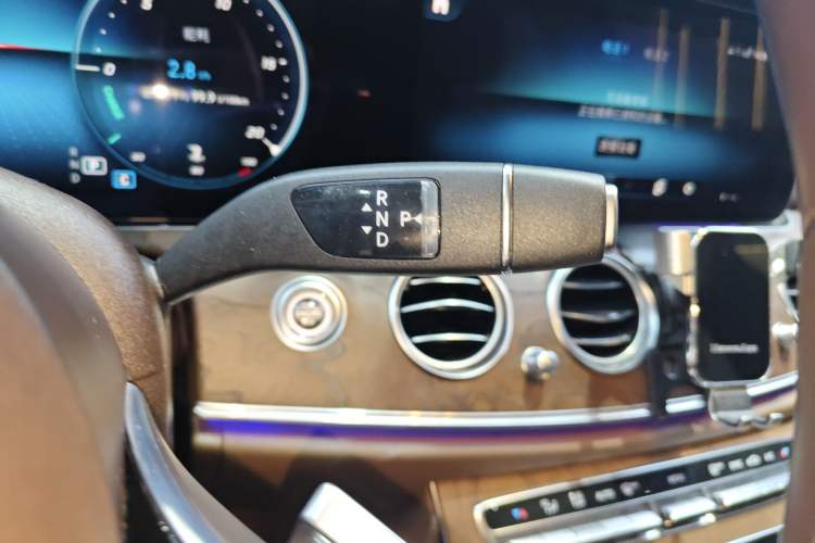 Used Mercedes-Benz E-Class 2022 Revised Version E 300 L Luxury Edition Gear Lever