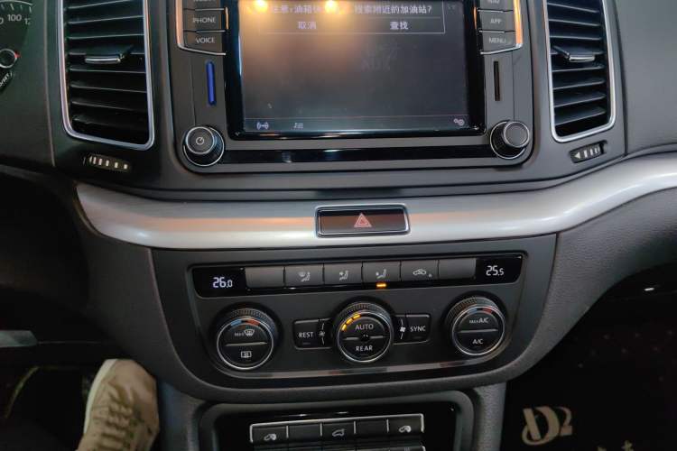 Used Volkswagen Sharan 2018 Revised Version 380TSI Comfort Edition 7-Seater
