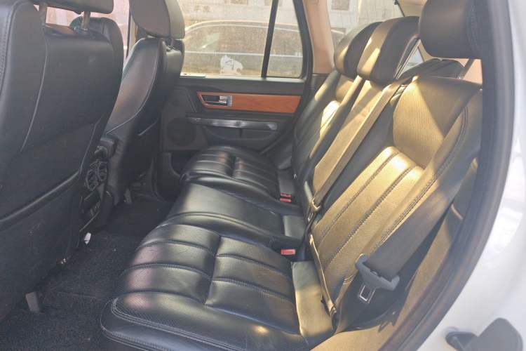 Used Land Rover Range Sport 2010 3.0 TDV6 HSE Diesel Edition
