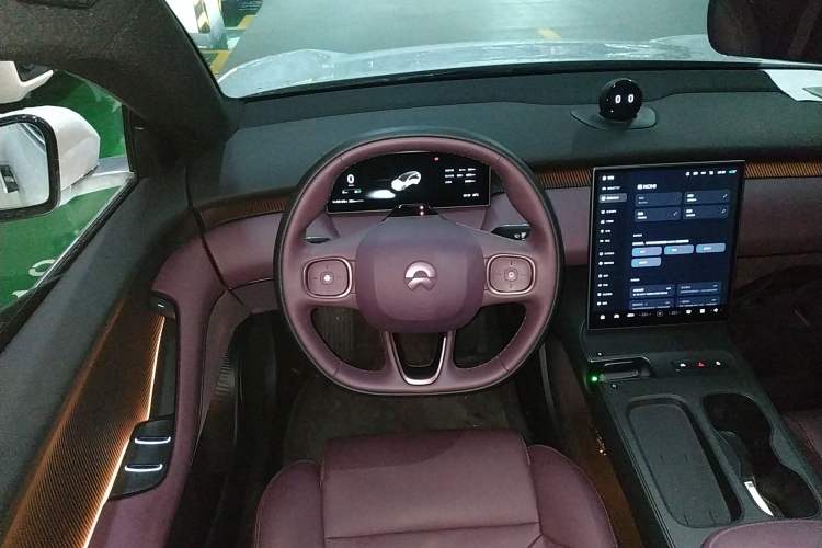 Used Nio ET5T 2024 75kWh Touring Steering Wheel