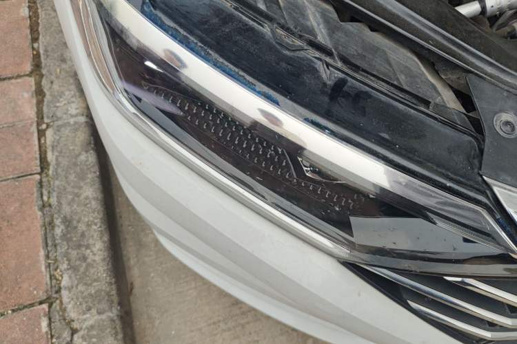 Used Volkswagen Sagitar 2020 280TSI DSG Comfort Version China VI Standard Right Front Headlight