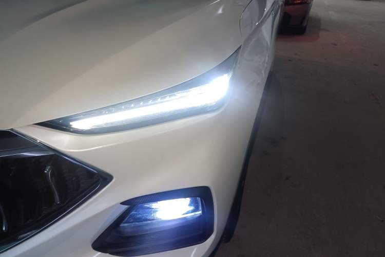 Used CHANGAN OSHAN X5 2021 Revised Version 1.5T DCT Luxury Edition
