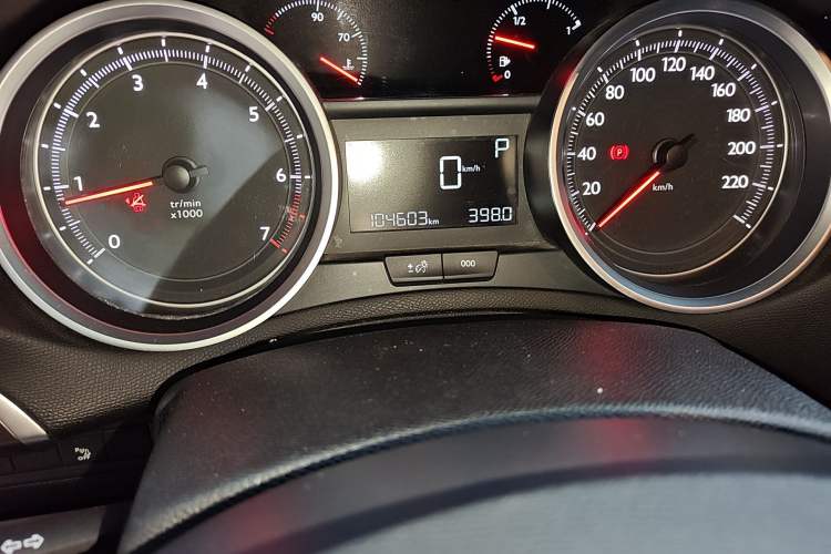 Used Peugeot 408 2016 1.6T Automatic Luxury Edition Odometer Close Up