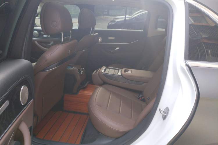 Used Mercedes-Benz E-Class 2019 Restyled E 300 L Sporty and Stylish Edition