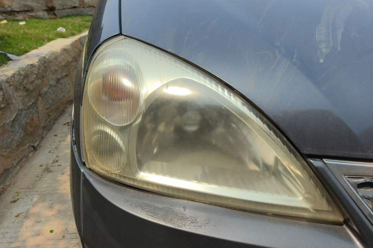 Used Suzuki Liana 2012 Sedan 1.4 VVT Manual Luxury Model
