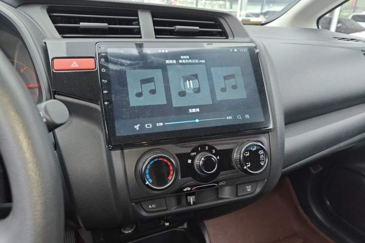 Used Honda Fit 2014 1.5L LX CVT Comfort Model
