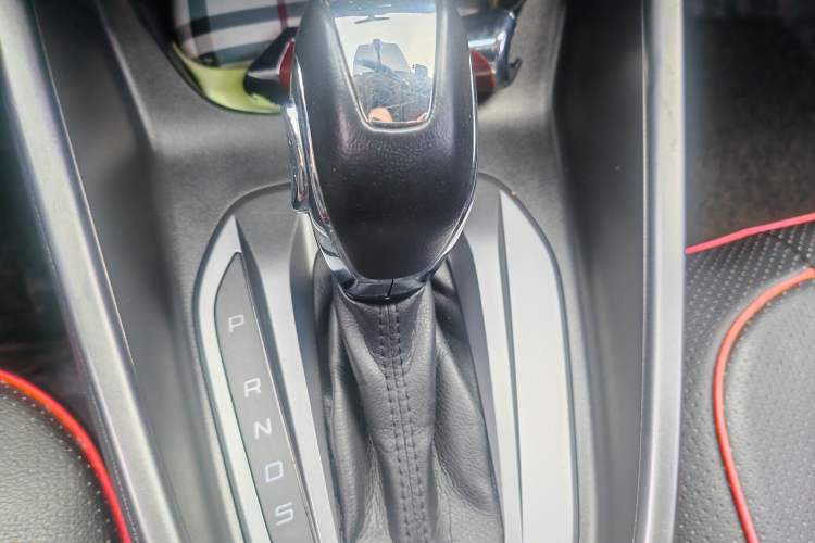 Used Ford Escort 2015 1.5L Automatic Fashion Model