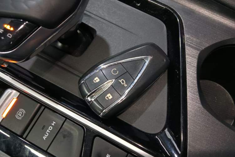 Used Oshan X7 PLUS 2022 1.5T Blue Whale Edition Automatic ZhiZun Model