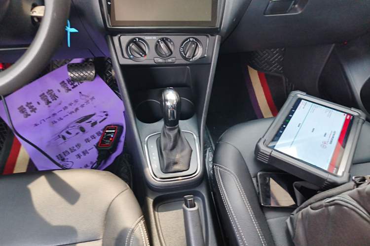 Used Volkswagen Polo 2018 1.5L Automatic Advanced Driving Model Gear Lever