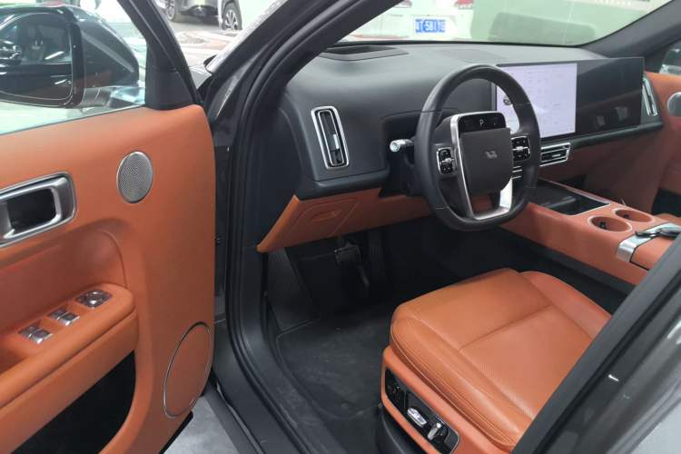 Used Li Auto L7 2023 Pro Model
