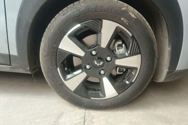 Used Wuling Bingo PLUS 2024 401 km Range 5-Seater Version
