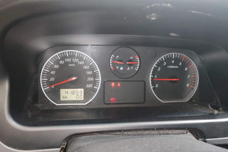 Used Jinbei Express 2017 2.0L Standard Version V19
