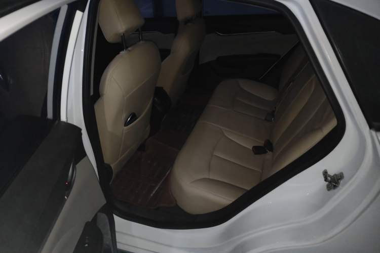 Used Buick GT 2015 15N Automatic Elite Version Left Rear Seat