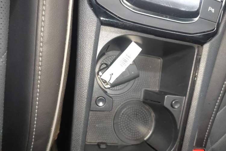 Used Volkswagen Sagitar 2023 300TSI DSG Excellence Edition Vehicle Key