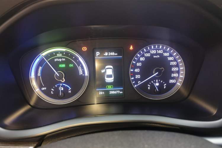 Used Hyundai Sonata Plug-in Hybrid 2018 2.0 PHE Smart Enjoyment Version China V Standard
