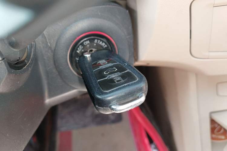 Used Roewe 350 2013 350C 1.5L Automatic Xunyue Edition