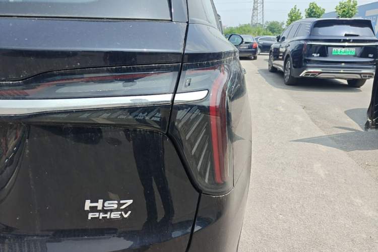 Used Hongqi HS7 PHEV 2024 2.0T PHEV Four-Wheel Drive Flagship Edition 7 Seats
