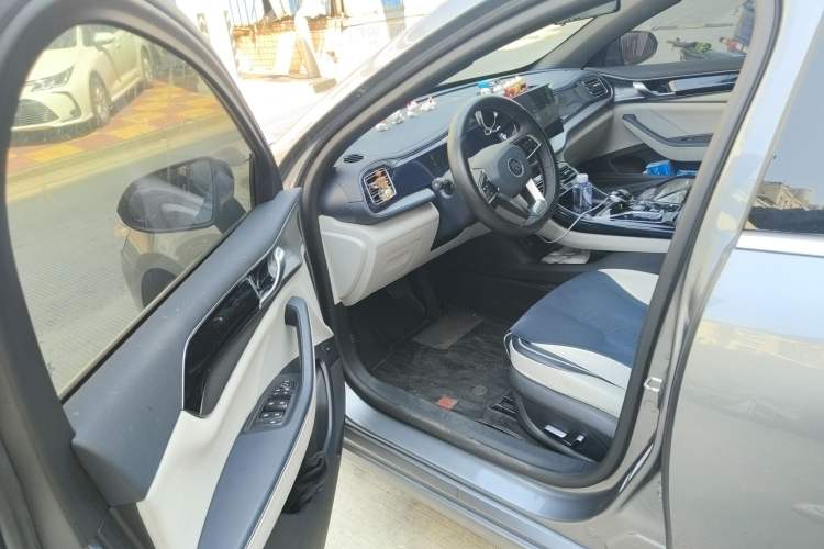 Used BYD Qin PLUS 2021 DM-i 55KM Flagship Model
