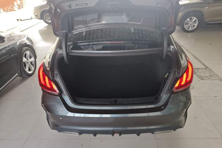 Used MG 5 2021 300TGI DCT Elegant Luxury Edition