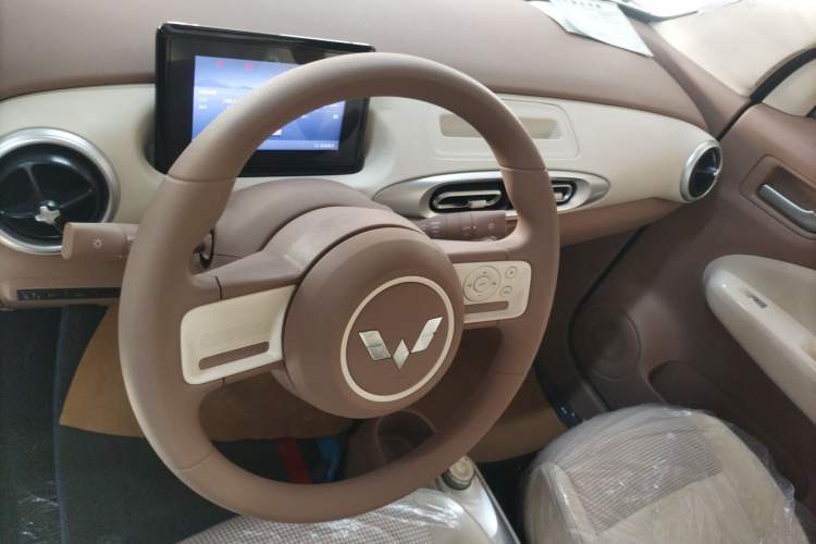 Used Wuling Hongguang MINIEV 2025 Four-Door Version Advanced Edition