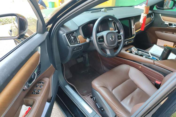 Used Volvo S90 2021 B5 Zhiyi Luxury Edition