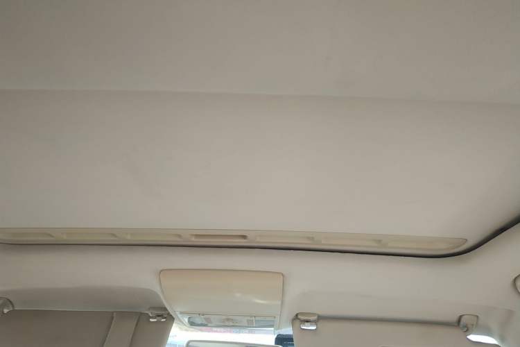 Used Volkswagen Lavida 2013 Restyled Classic 1.6L Manual Comfort Edition