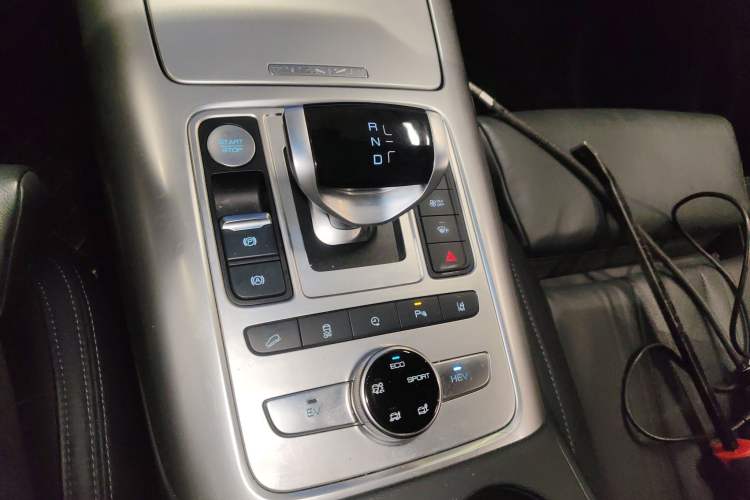 Used Denza X 2020 PHEV Flagship Edition Gear Lever