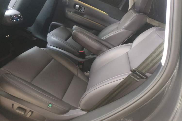 Used Leapmotor C16 2024 All-Electric 520 LiDAR Edition Left Rear Seat