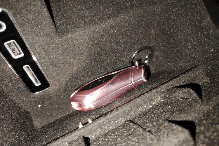 Used Maserati Levante 2019 3.0T Standard Version China VI Vehicle Key