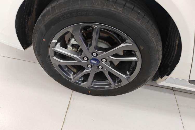 Used Ford Mondeo 2025 2.0T EcoBoost Luxury Version
