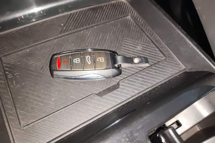 Used Haval H6 2021 3rd Generation 1.5T Automatic Two-Wheel-Drive Supreme Vehicle Key