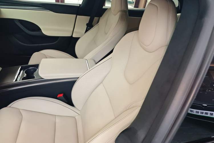 Used Tesla Model S 2023 Three-Motor All-Wheel-Drive Plaid Version
