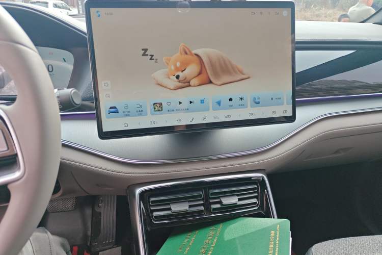 Used BYD Tang New Energy 2024 DM-i Glory Edition 112KM Prestige Model Audio And AC Panel