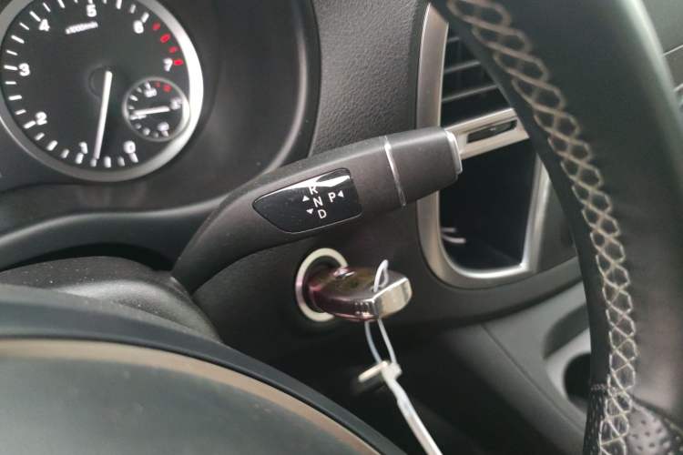 Used Mercedes-Benz Vito 2023 2.0T Business Version 7 Seats
