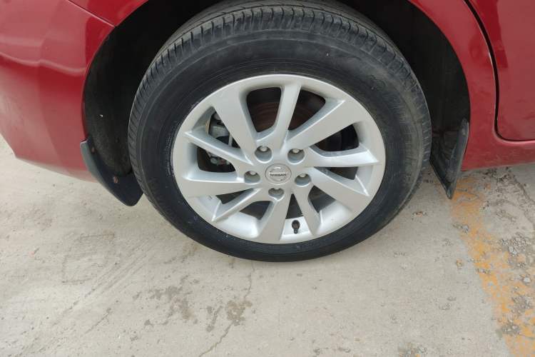 Used Nissan Tiida 2016 1.6L CVT Cool Dynamic Edition Right Rear Wheel Hub