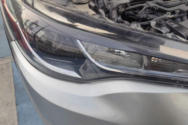 Used Toyota FRONTLANDER 2022 2.0L CVT Elite Edition Right Front Headlight