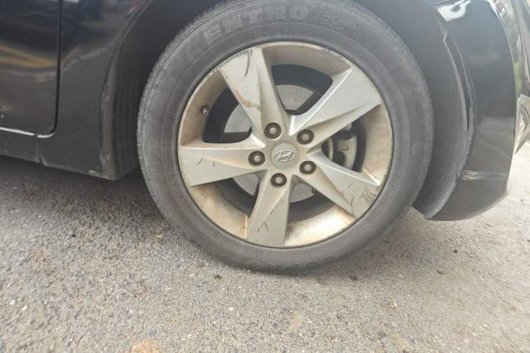 Used Hyundai Elantra (5th Generation / Langdong) 2012 1.6L Manual Leading Model