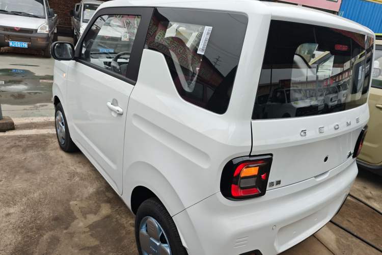 Used Geely Galaxy Panda 2024 Panda Mini 200km Endurance Bear
