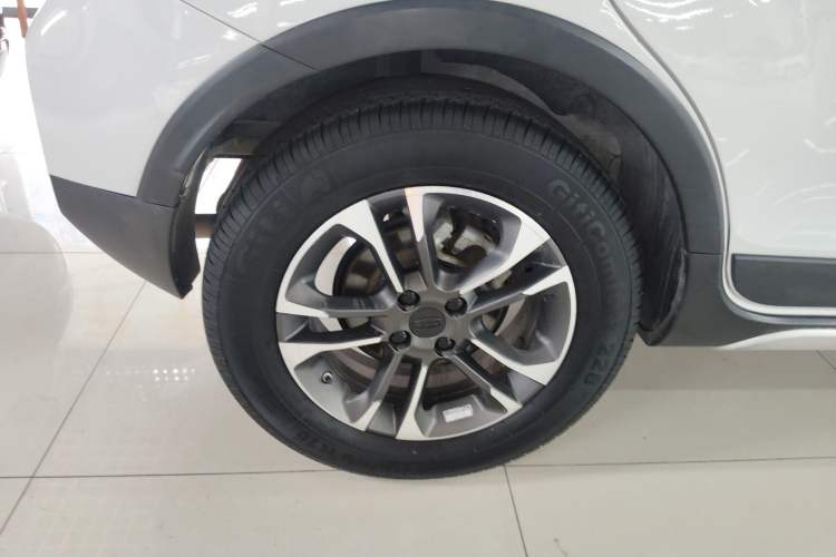 Used Geely Auto Vision X3 2019 Upgraded Model 1.5L CVT Prestige Version